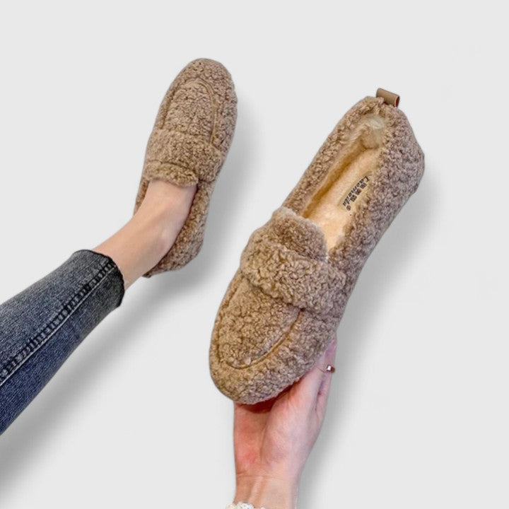 Éliane | Chaussons chauds au design élégant
