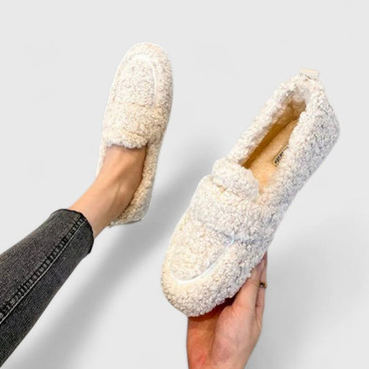 Éliane | Chaussons chauds au design élégant